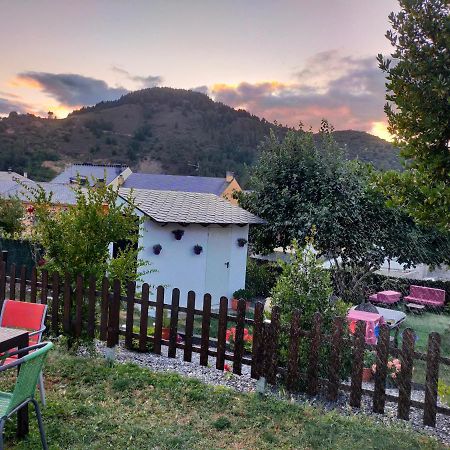 Albergue El Castillo บียาฟรันกา เดล เบียร์โซ ภายนอก รูปภาพ