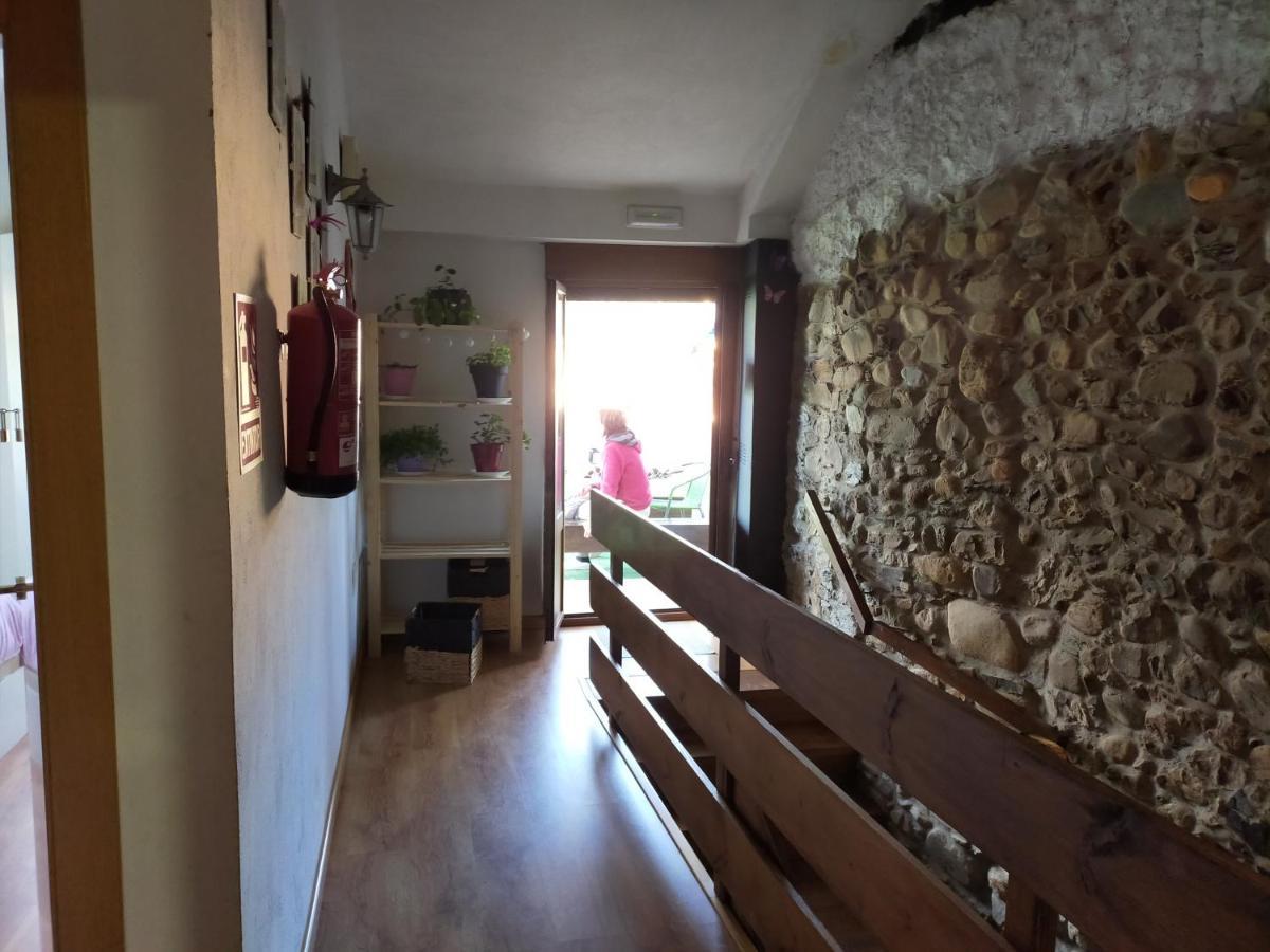 Albergue El Castillo บียาฟรันกา เดล เบียร์โซ ภายนอก รูปภาพ