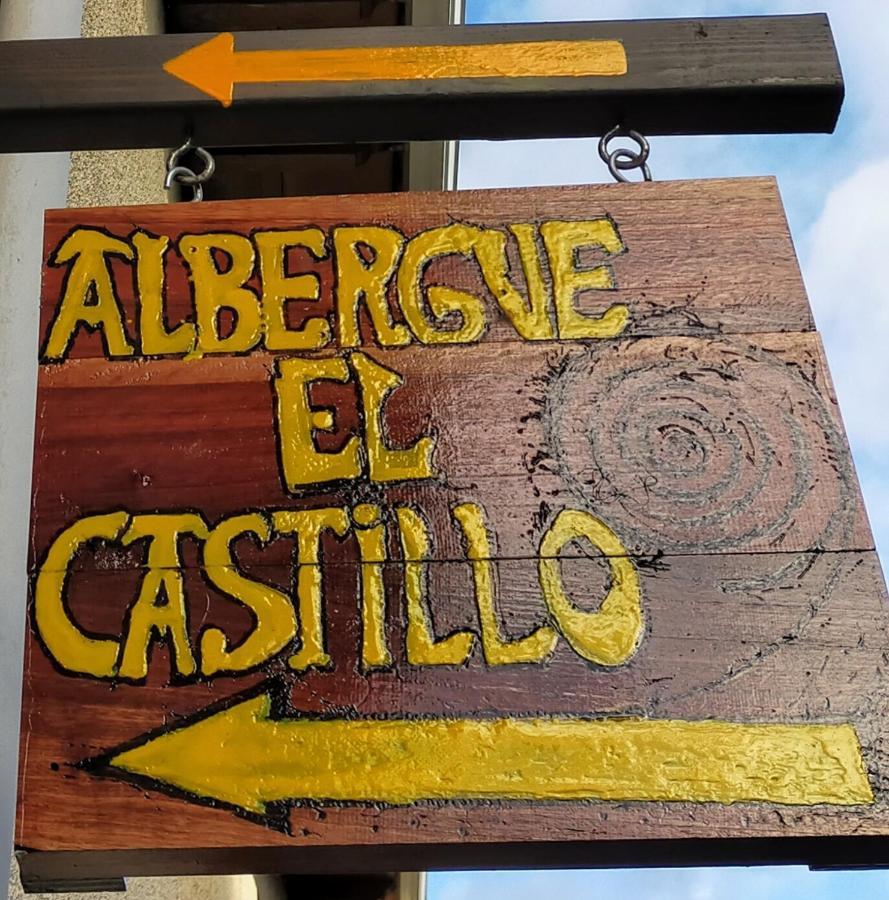 Albergue El Castillo บียาฟรันกา เดล เบียร์โซ ภายนอก รูปภาพ